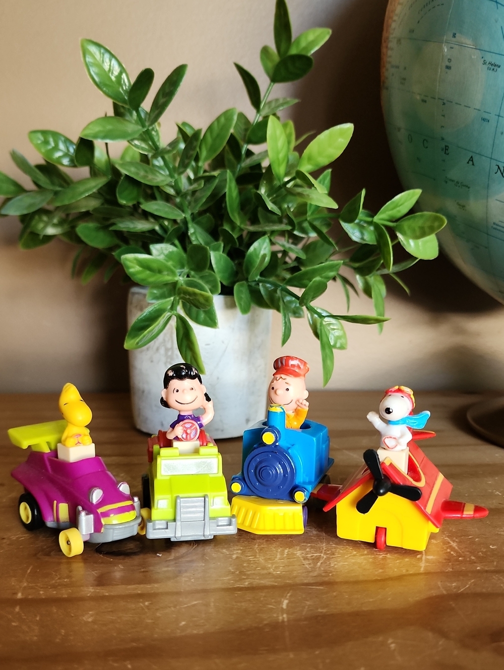 Vintage  1989 Mc Donalds Peanuts Pull-Back Toy Cars